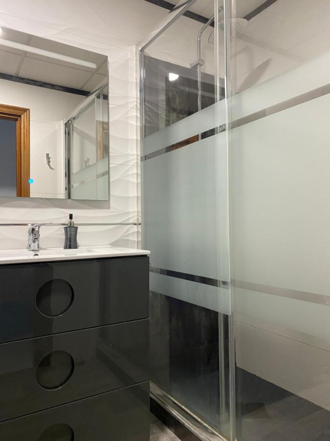 Apartamento Andalucia - Sea View, Beach, Marina, Lift & Free Parking ガルチャ エクステリア 写真