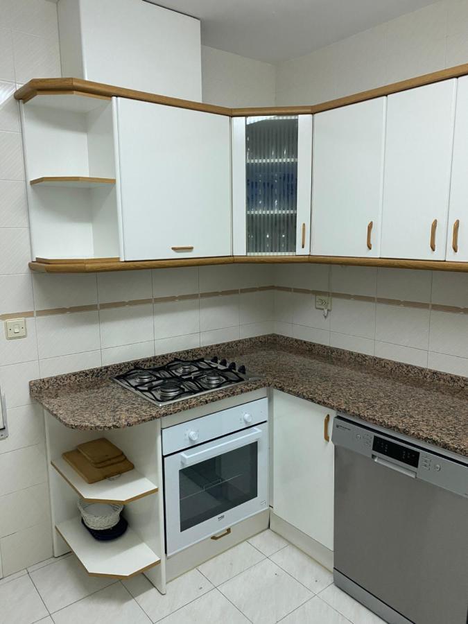 Apartamento Andalucia - Sea View, Beach, Marina, Lift & Free Parking ガルチャ エクステリア 写真