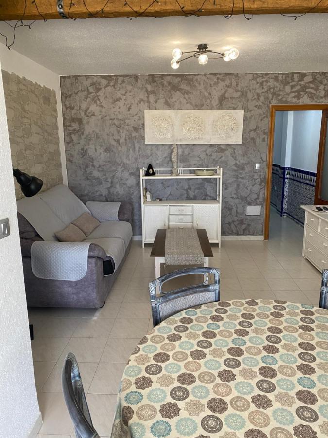 Apartamento Andalucia - Sea View, Beach, Marina, Lift & Free Parking ガルチャ エクステリア 写真